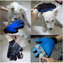 Upload image to gallery viewer, Luva Escova Magnética para Retirar Pelos | BichanosPet™