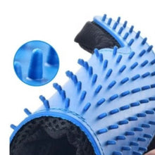 Upload image to gallery viewer, Luva Escova Magnética para Retirar Pelos | BichanosPet™
