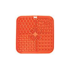 Upload image to gallery viewer, Tapete Comedouro Inibidor de Ansiedade 100% Silicone com Ventosa | BichanosPet™
