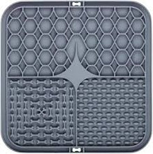 Upload image to gallery viewer, Tapete Comedouro Inibidor de Ansiedade 100% Silicone com Ventosa | BichanosPet™
